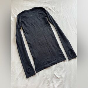 lululemon Swiftly  2.0 Long-Sleeve Shirt Hip Length Size 2